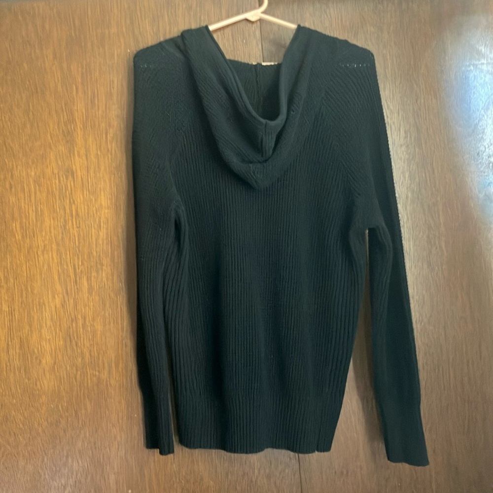 Black XL hooded sweater
